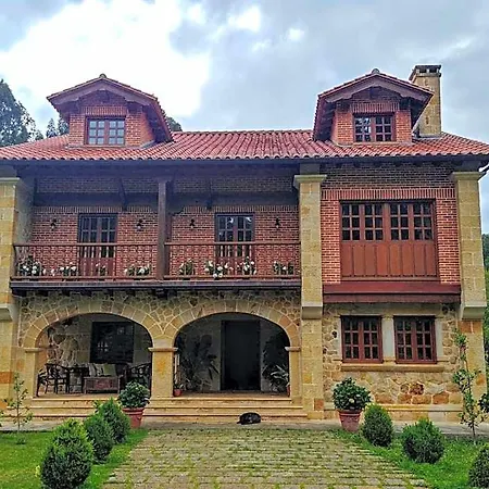 Inn Trisileja En Novales